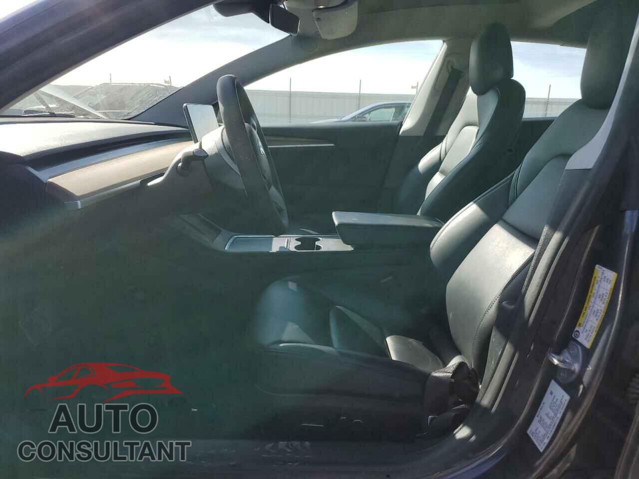 TESLA MODEL 3 2021 - 5YJ3E1EA3MF017176