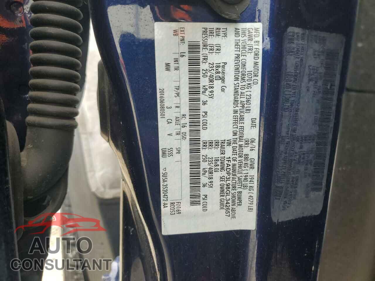 FORD FOCUS 2016 - 1FADP3L98GL342657