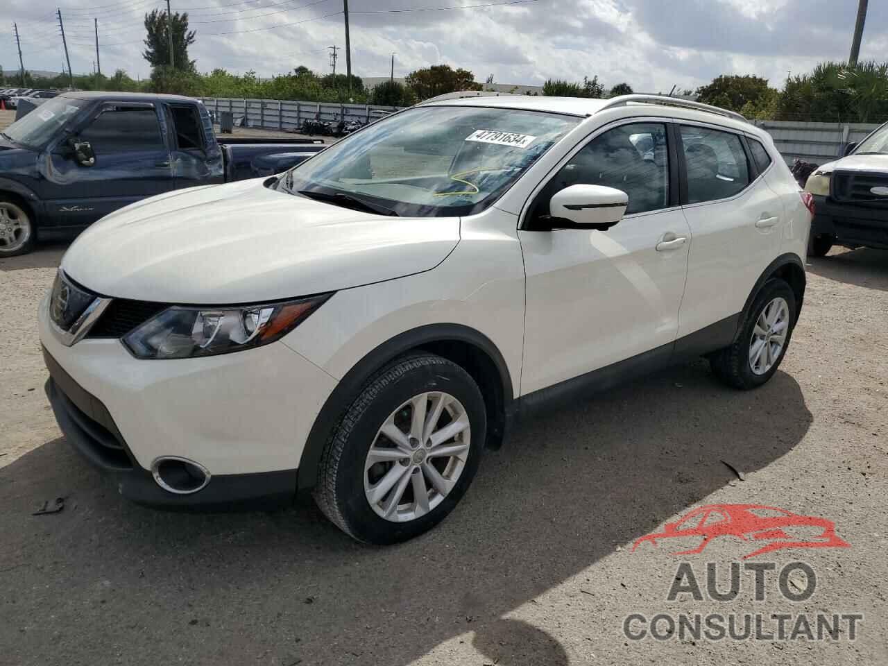 NISSAN ROGUE 2018 - JN1BJ1CP0JW160594