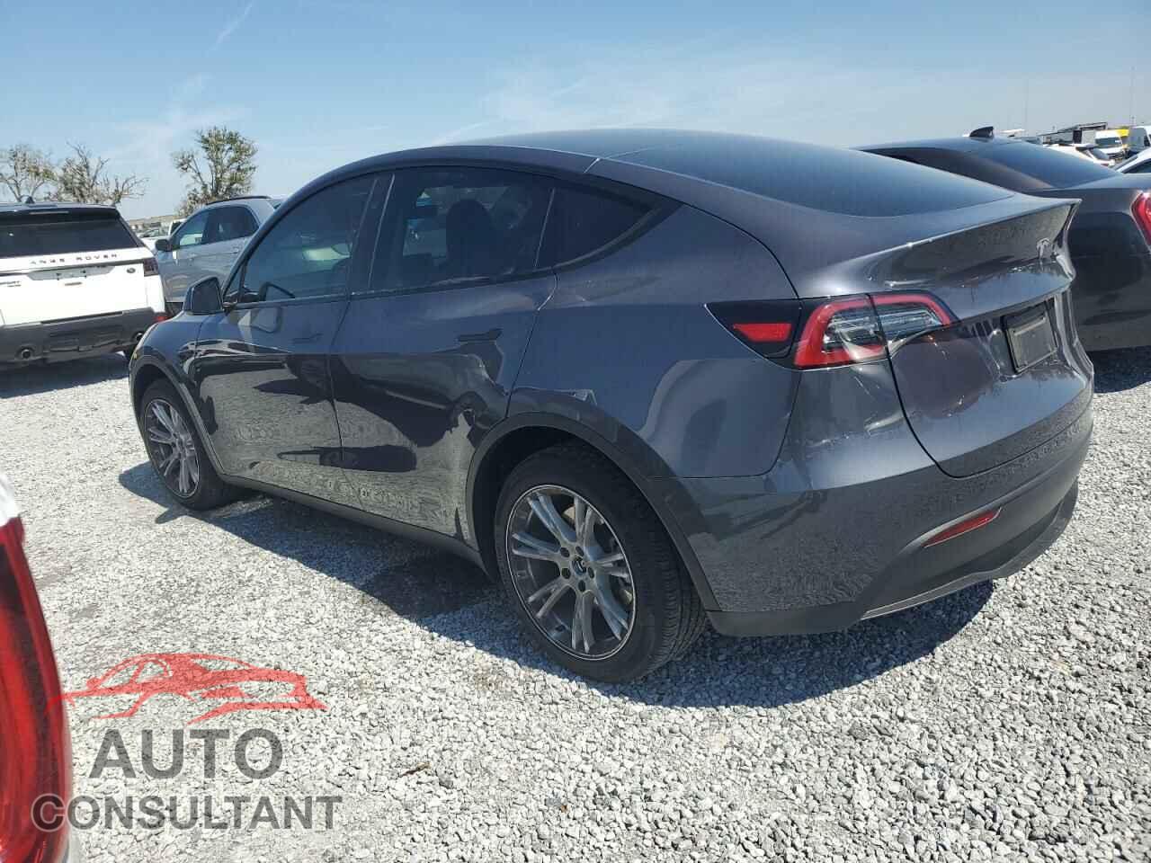 TESLA MODEL Y 2023 - 7SAYGDEE4PF859665