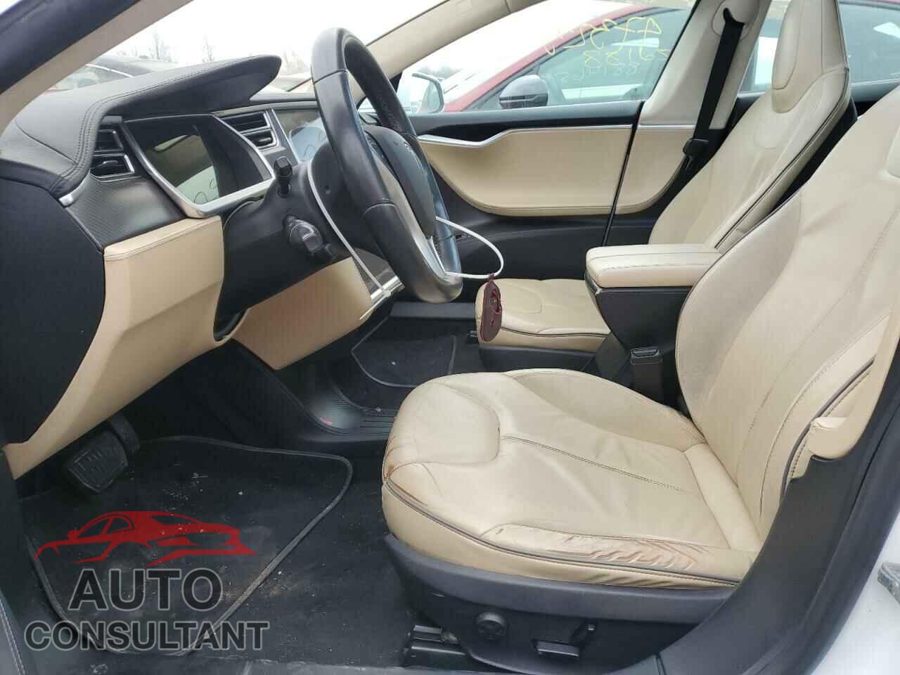 TESLA MODEL S 2013 - 5YJSA1CG1DFP22301