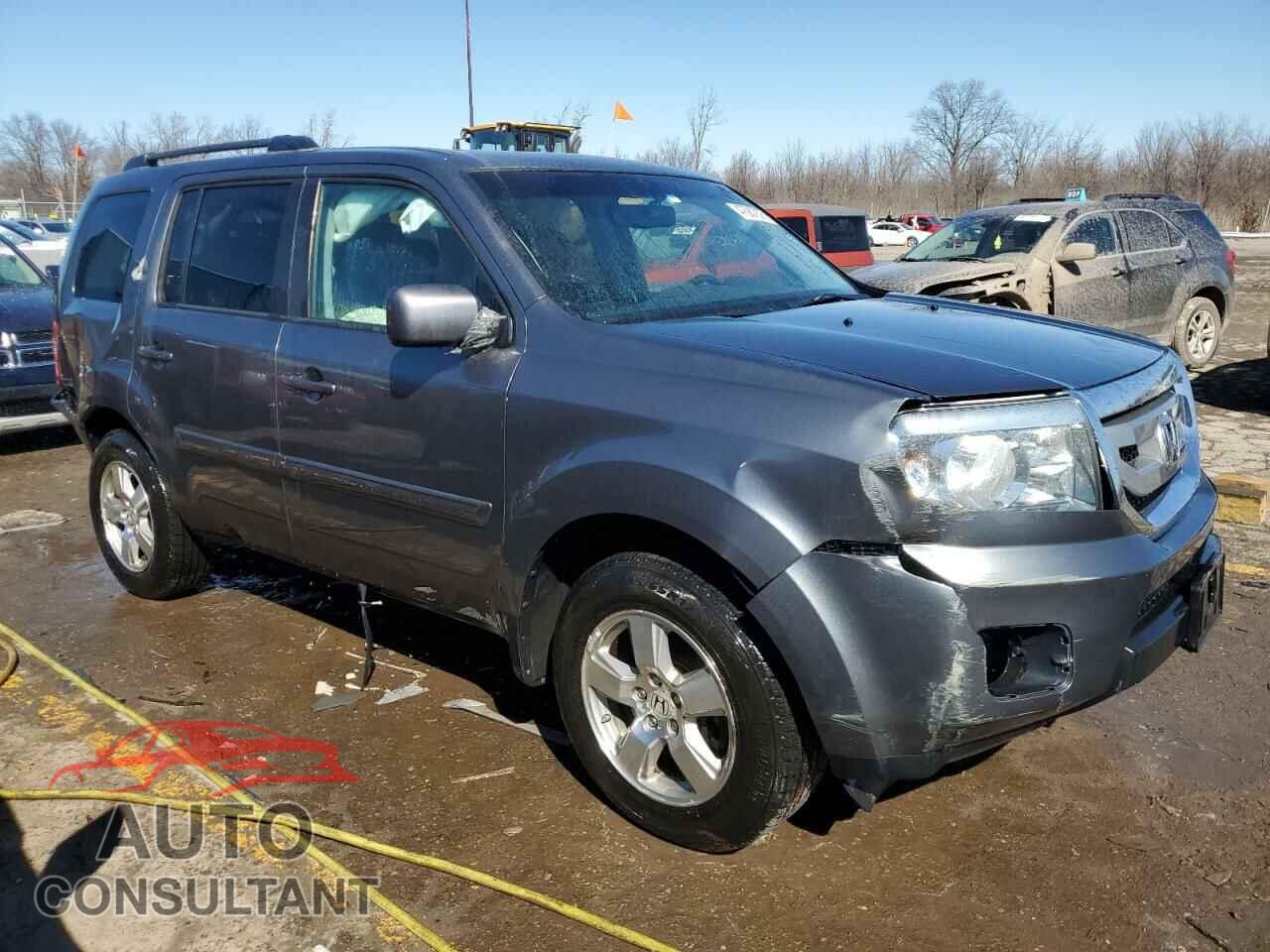 HONDA PILOT 2011 - 5FNYF4H51BB093298