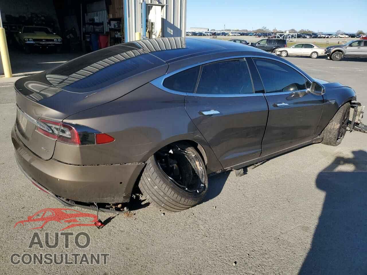TESLA MODEL S 2015 - 5YJSA1E2XFF110960
