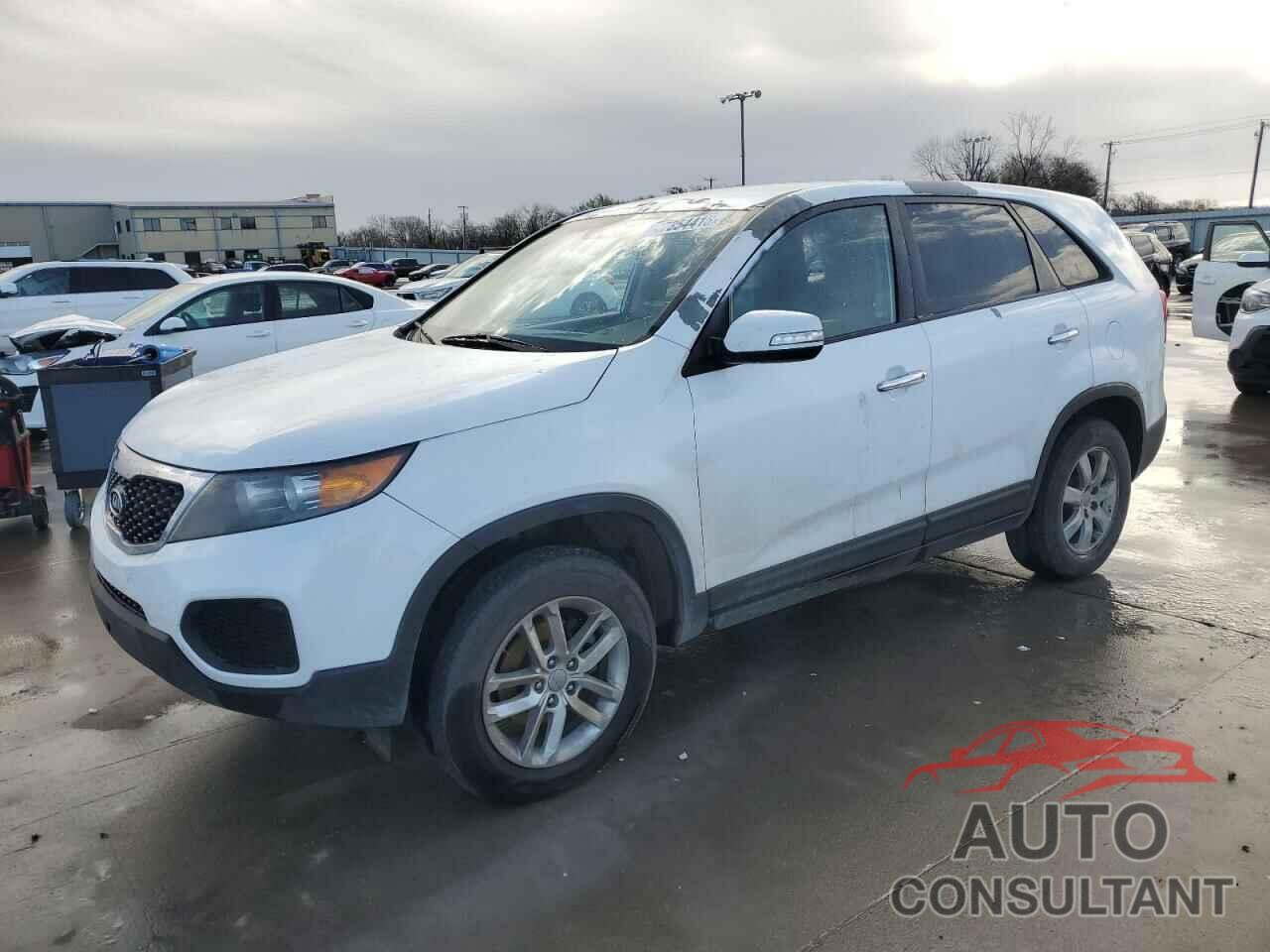 KIA SORENTO 2013 - 5XYKT3A11DG363433