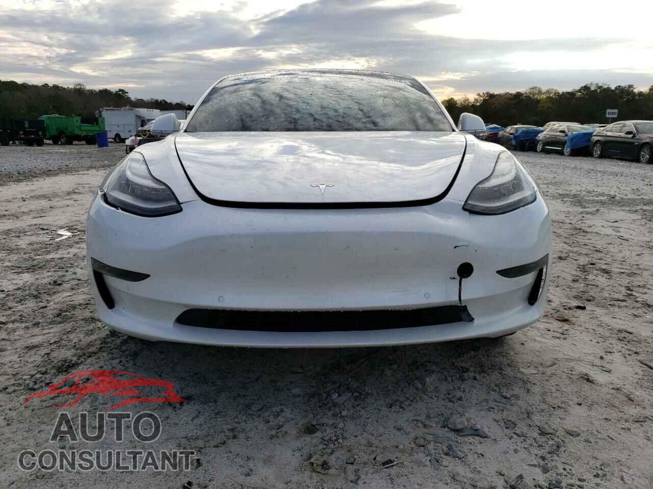 TESLA MODEL 3 2018 - 5YJ3E1EA9JF006503