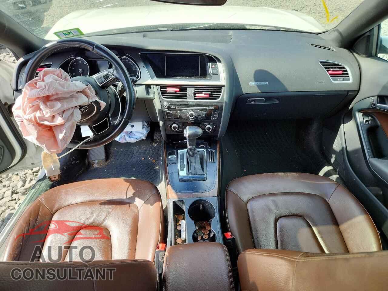 AUDI A5 2014 - WAUCFAFR0EA047213