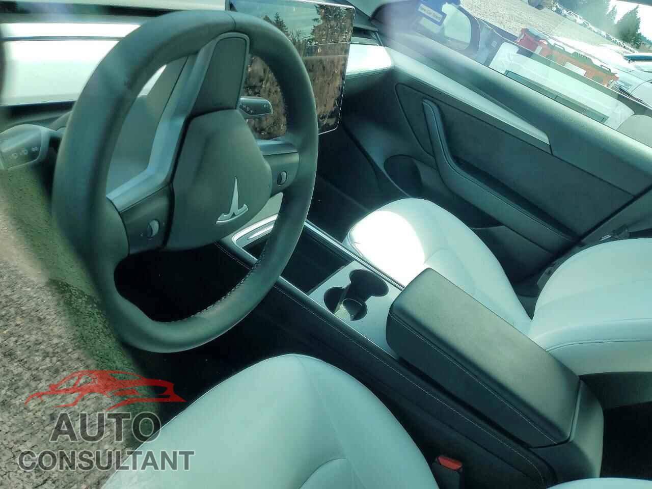 TESLA MODEL 3 2021 - 5YJ3E1EAXMF048814