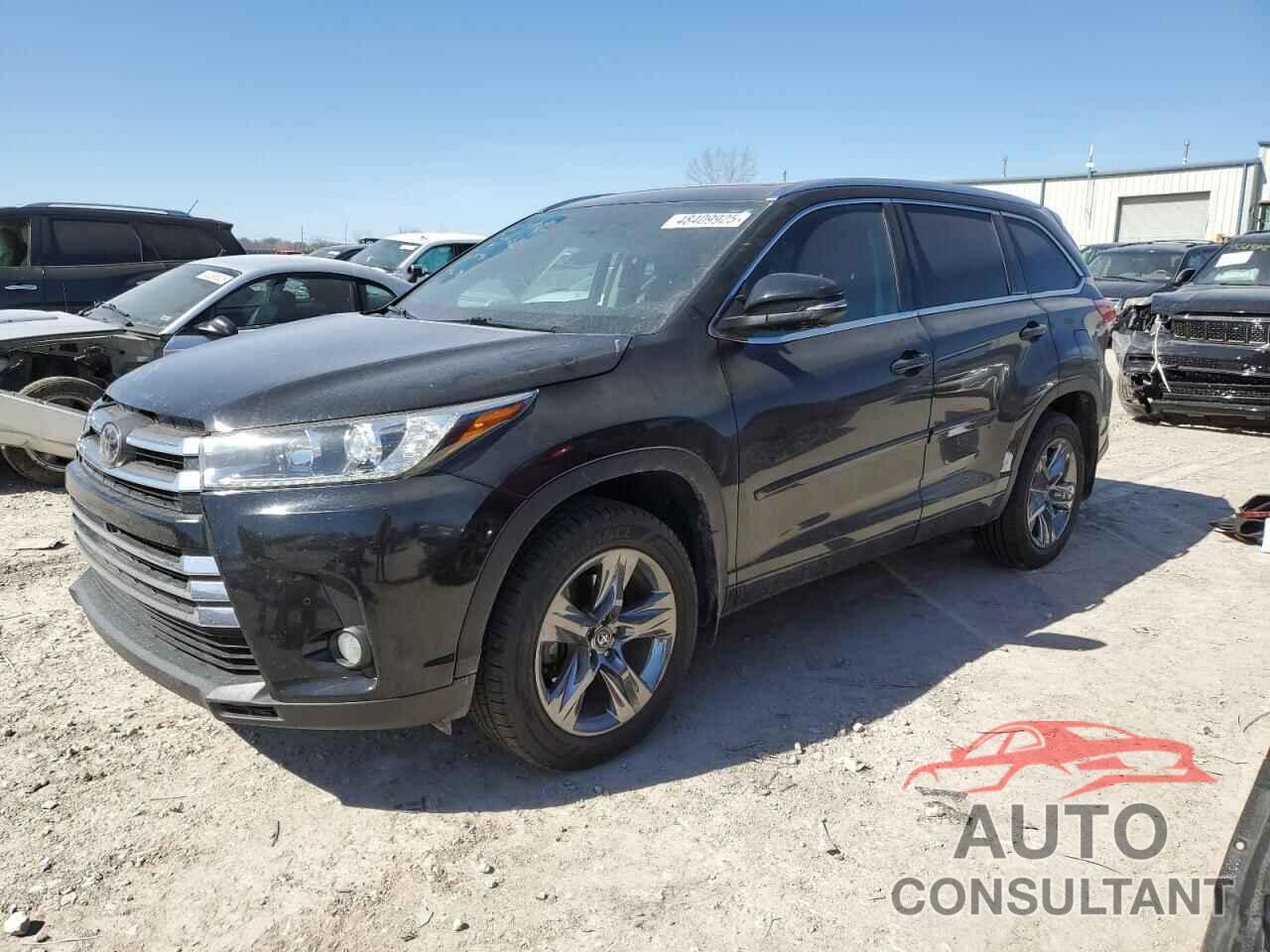 TOYOTA HIGHLANDER 2018 - 5TDDZRFH8JS839384
