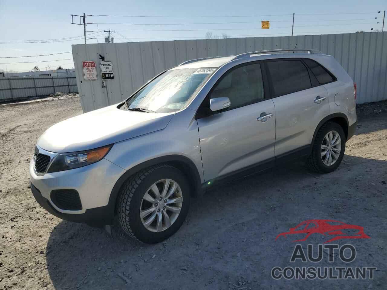 KIA SORENTO 2011 - 5XYKT4A28BG085187