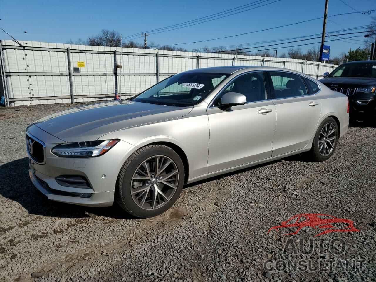 VOLVO S90 2018 - LVYA22MK8JP050555