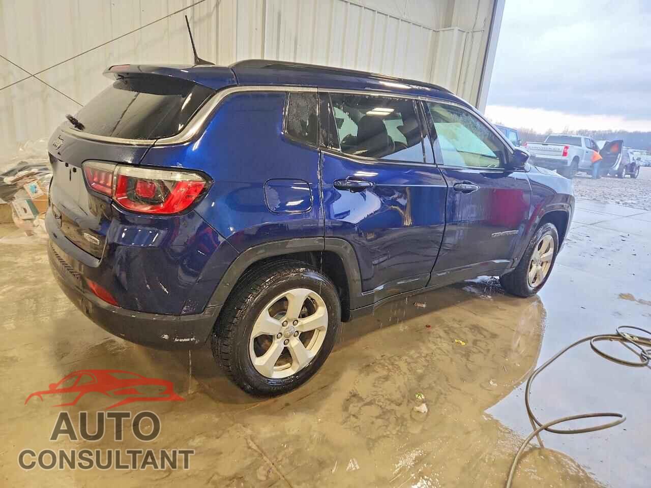 JEEP COMPASS 2018 - 3C4NJDBB2JT342420
