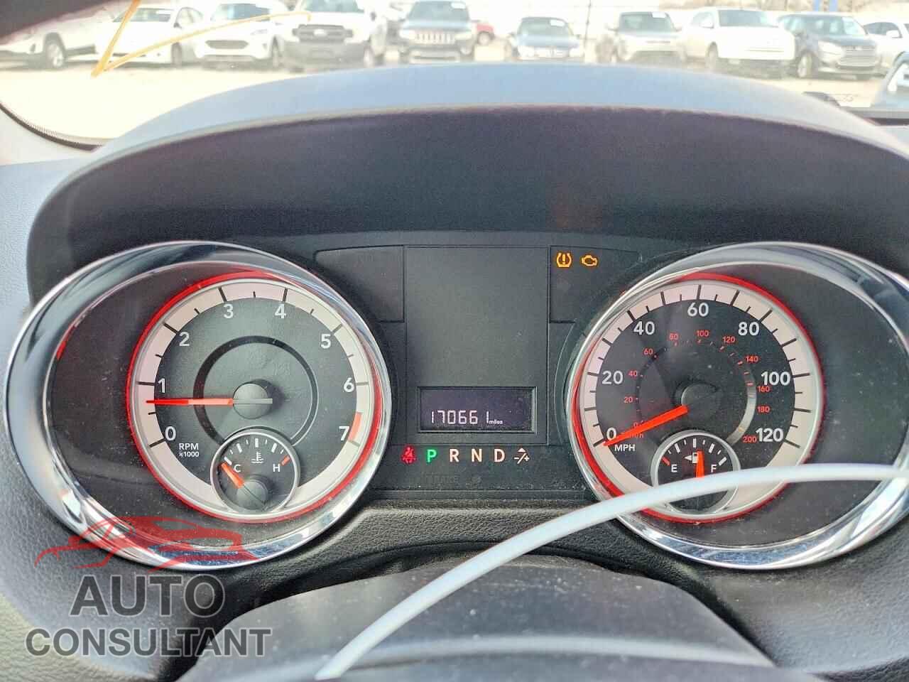 DODGE CARAVAN 2011 - 2D4RN3DG7BR719596