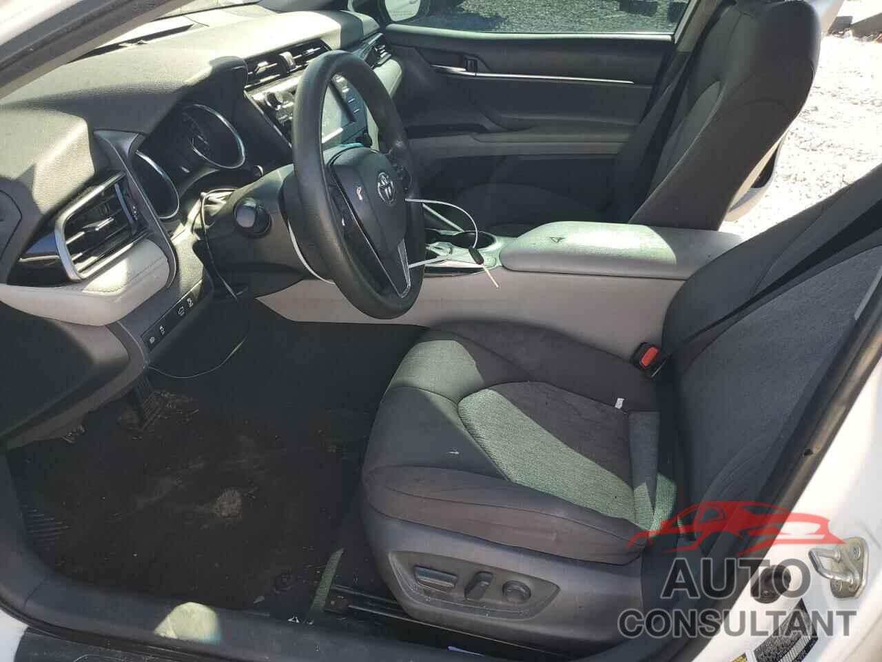 TOYOTA CAMRY 2019 - 4T1B11HK1KU269228