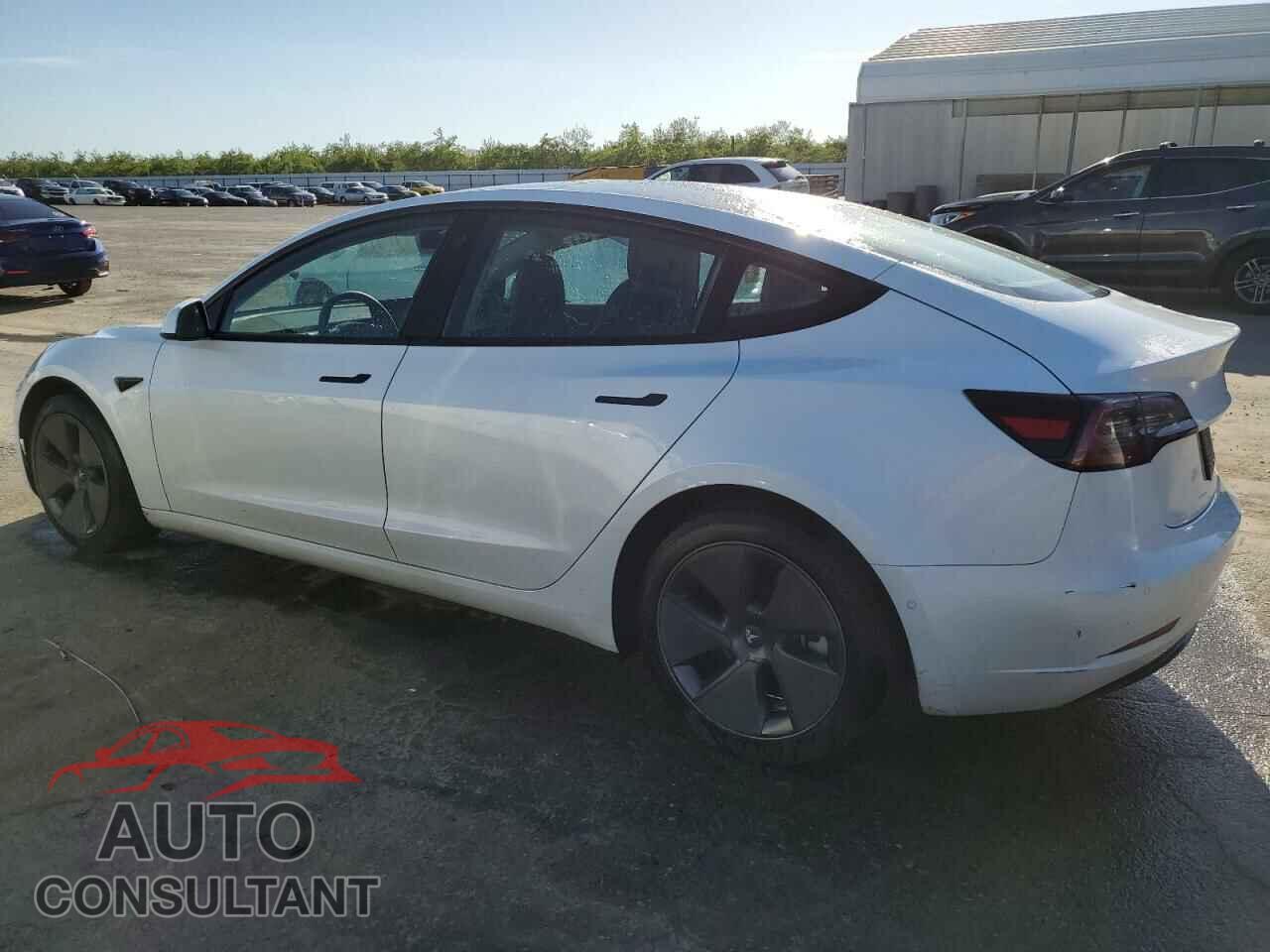 TESLA MODEL 3 2022 - 5YJ3E1EB9NF360021