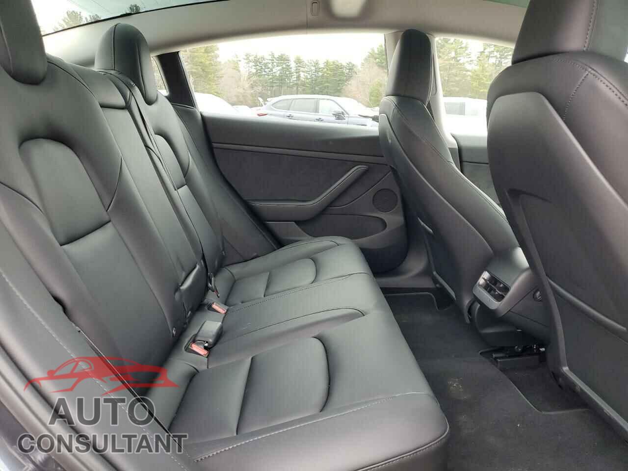 TESLA MODEL 3 2023 - 5YJ3E1EC5PF690976