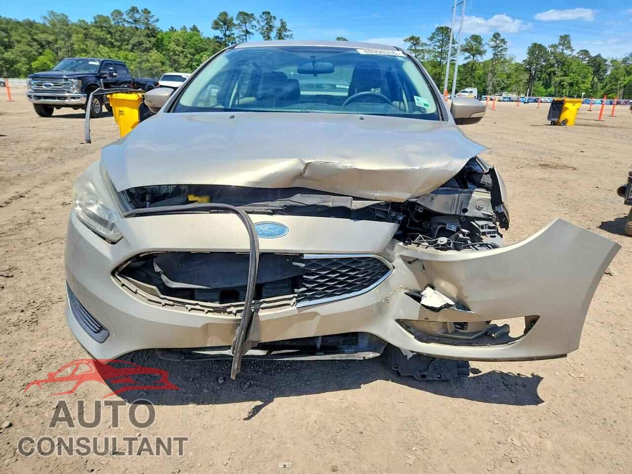 FORD FOCUS 2016 - 1FADP3F25GL376604