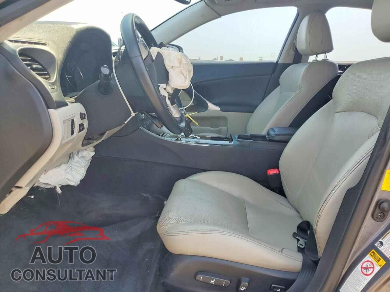 LEXUS IS 2012 - JTHBF5C29C5165181