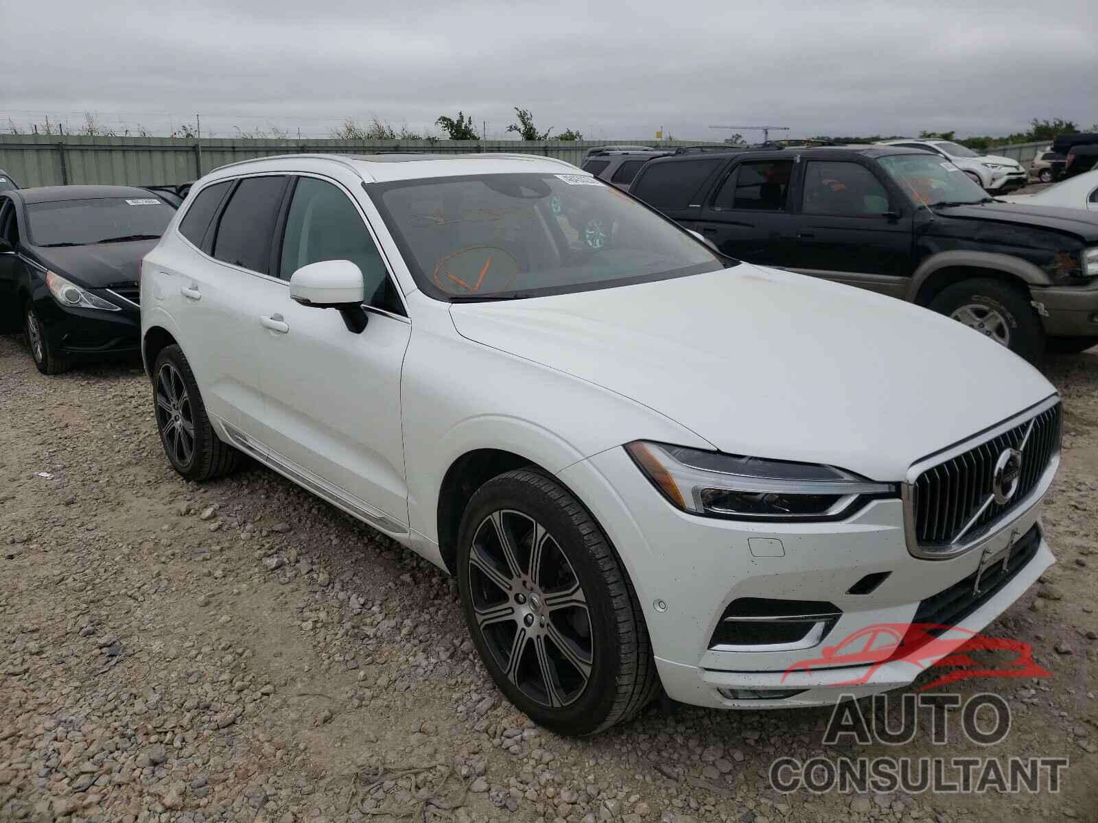 VOLVO XC60 2018 - YV4A22RL8J1010338