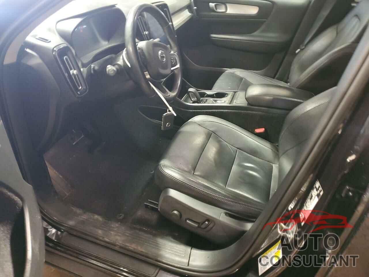 VOLVO XC40 2020 - YV4162UK4L2345595