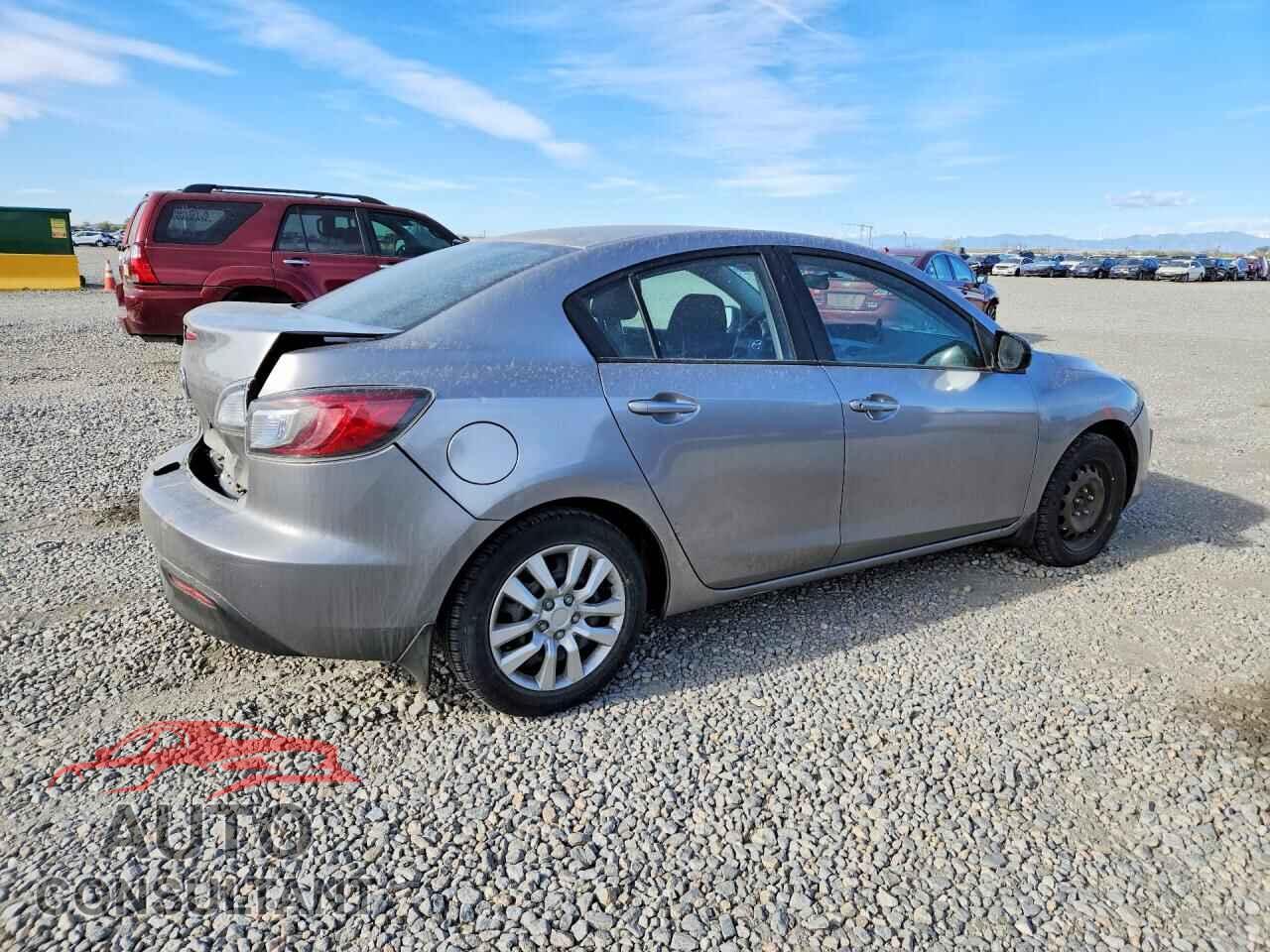 MAZDA 3 2011 - JM1BL1UF1B1416141