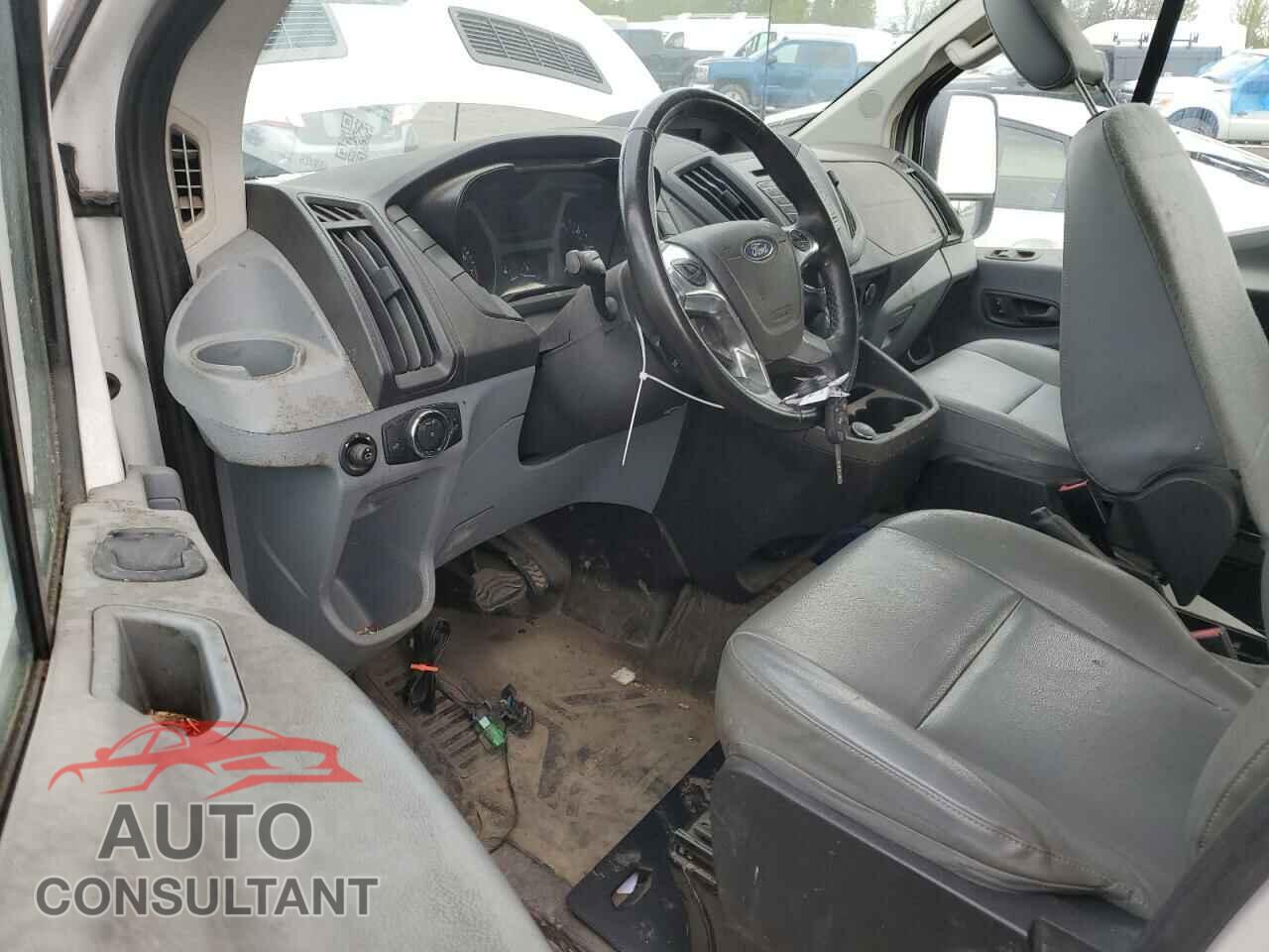 FORD TRANSIT 2017 - 1FTYR2YM8HKA96780