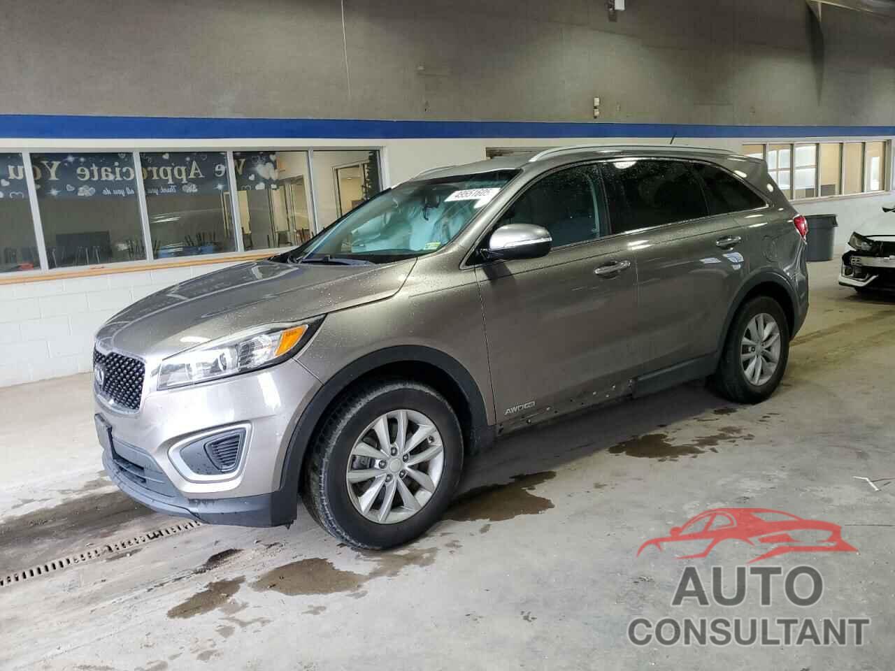 KIA SORENTO 2018 - 5XYPGDA57JG372930