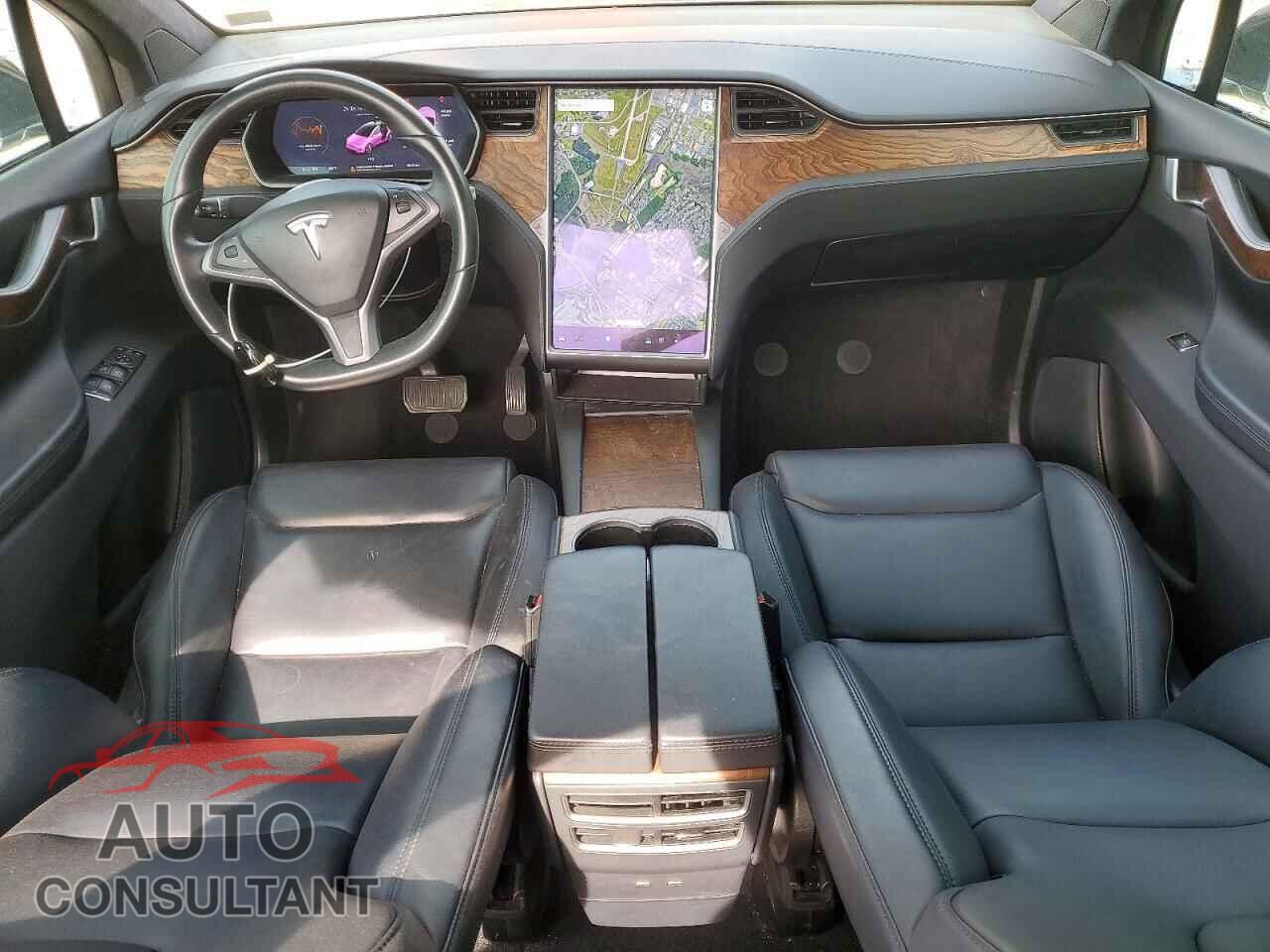 TESLA MODEL X 2020 - 5YJXCDE23LF248143