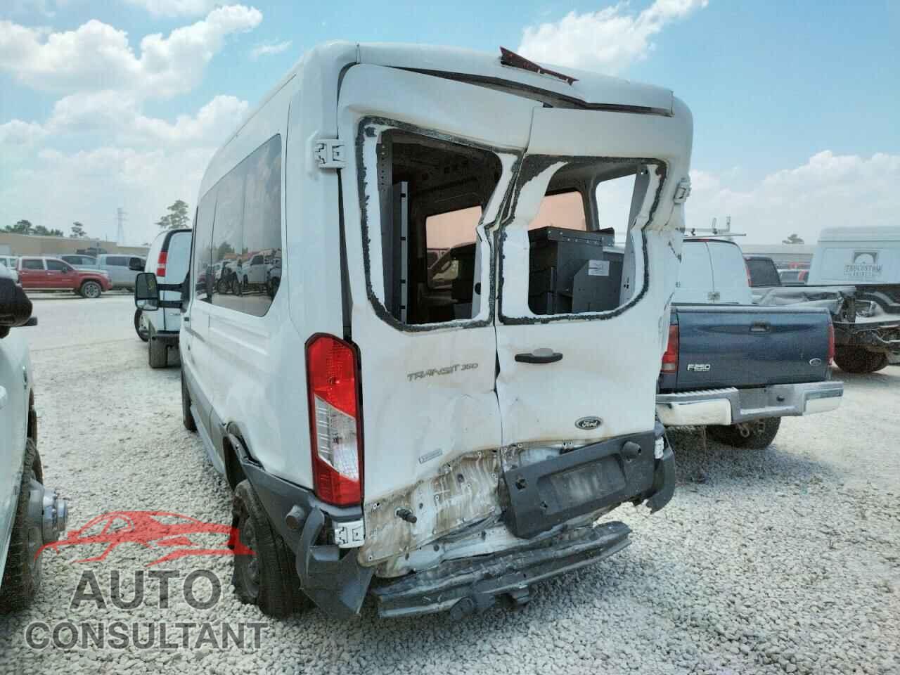 FORD TRANSIT CO 2017 - 1FTBW2CG2HKA31021