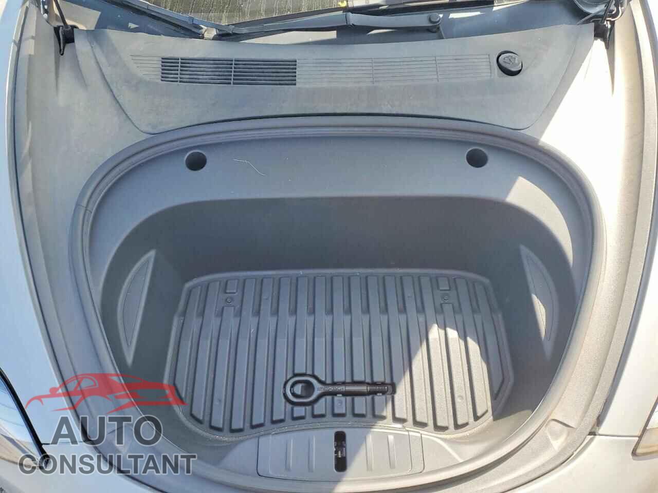 TESLA MODEL 3 2022 - 5YJ3E1EA2NF157253