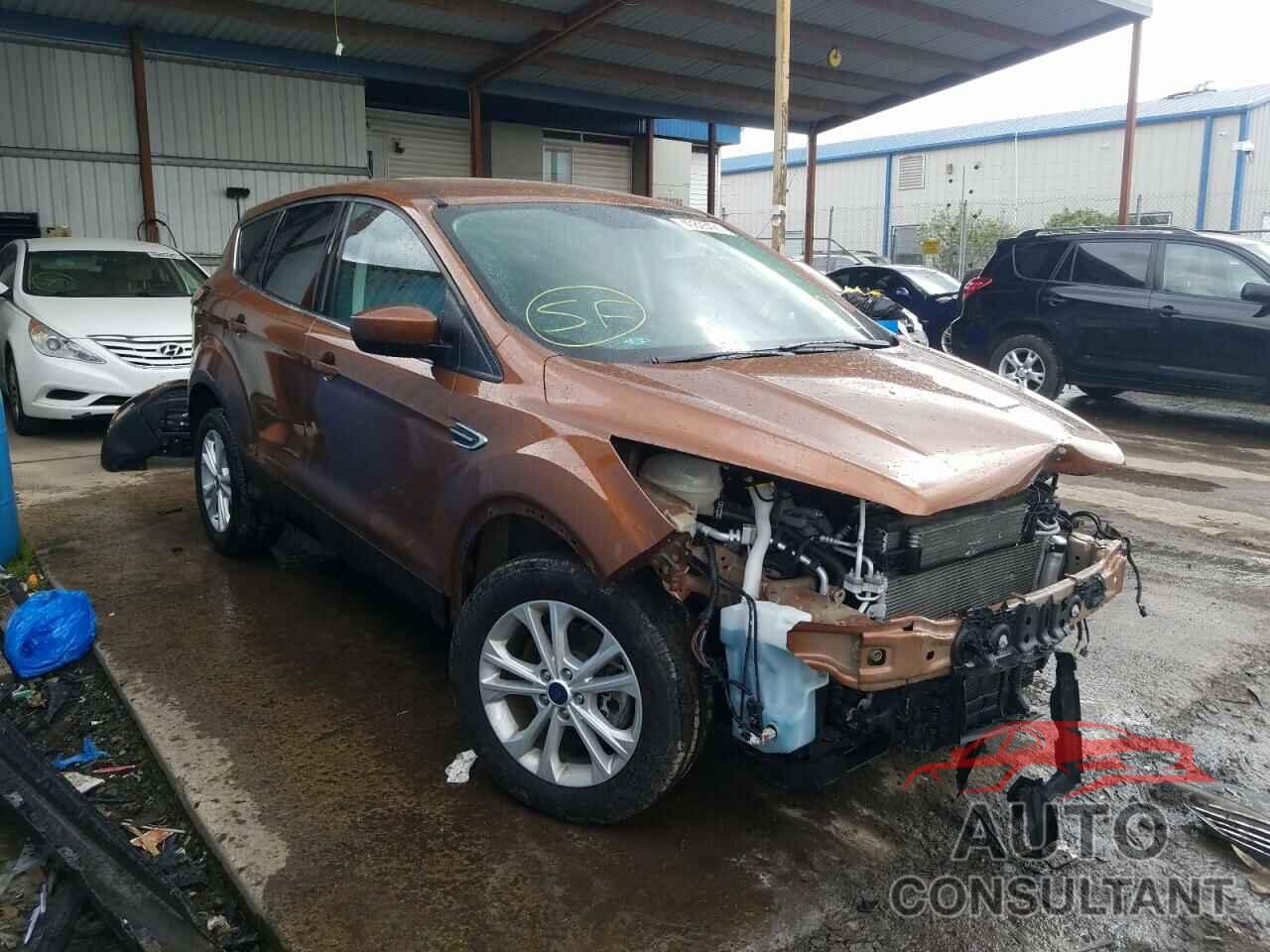 FORD ESCAPE 2017 - 1FMCU9GD8HUD55688