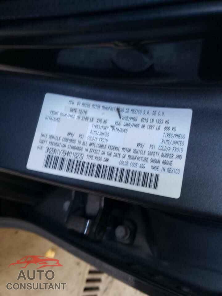 MAZDA 3 2017 - 3MZBN1V75HM118279