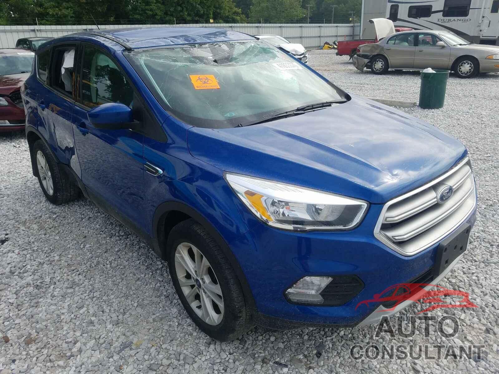 FORD ESCAPE 2017 - 1FMCU9GD8HUD90246