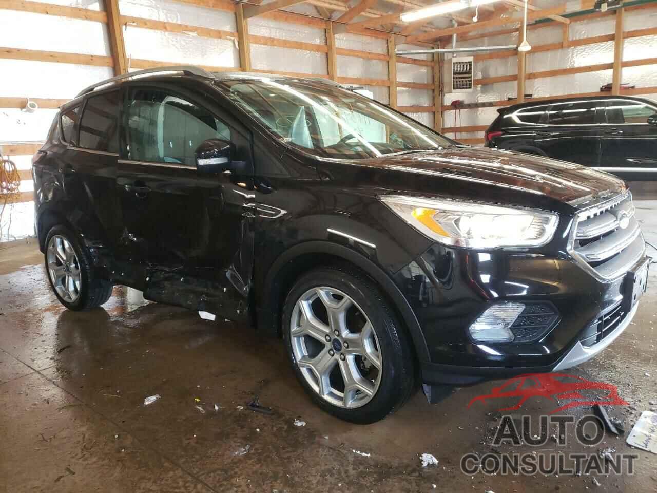 FORD ESCAPE 2017 - 1FMCU0JD3HUC07906