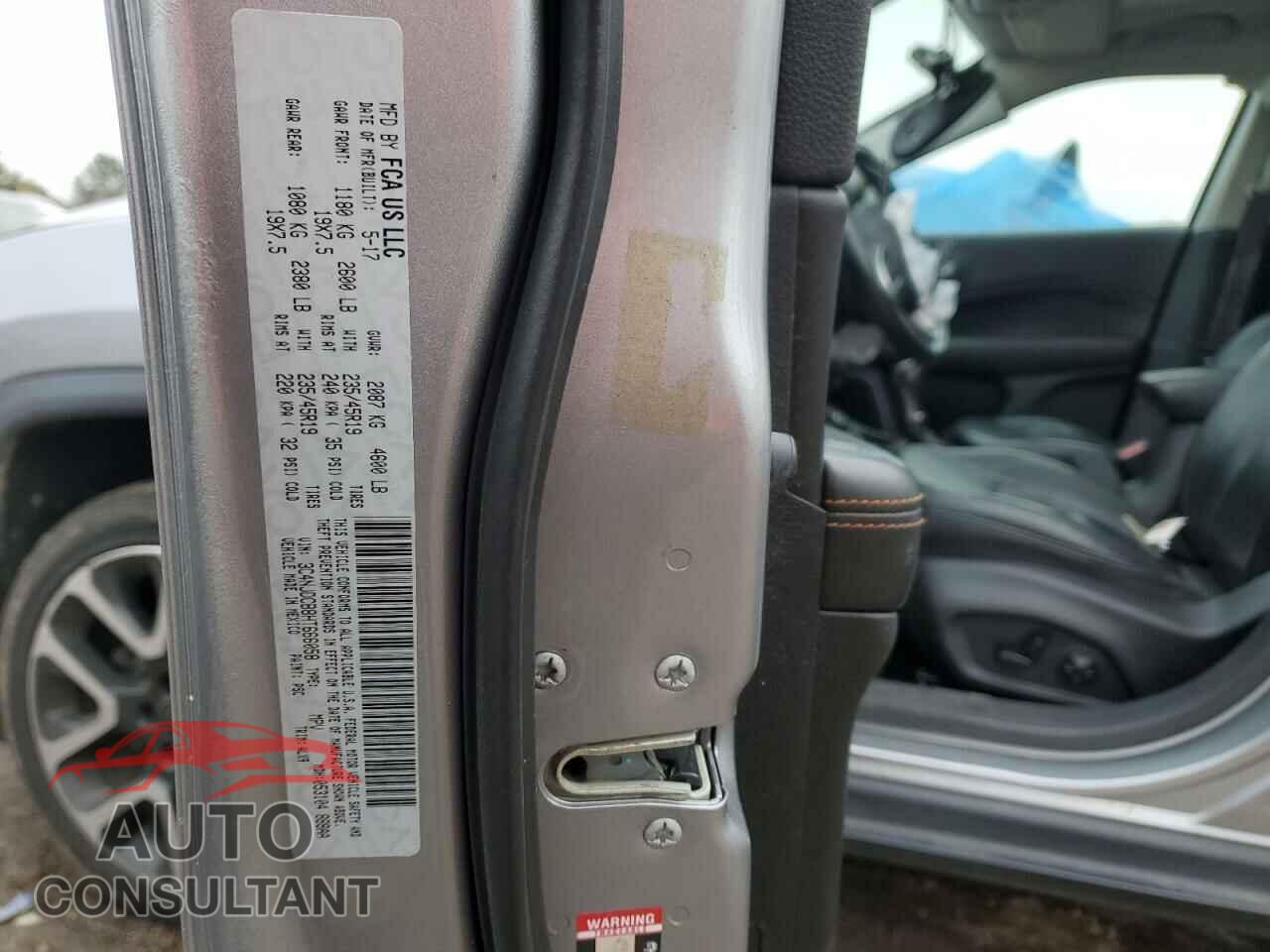 JEEP COMPASS 2017 - 3C4NJDCB8HT666058