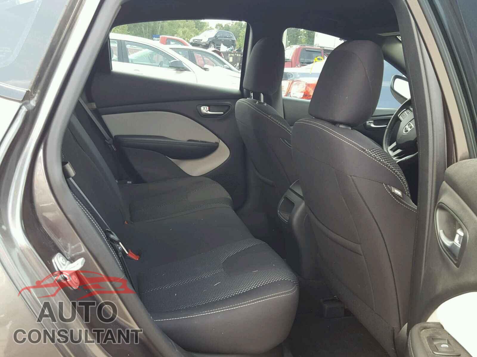 DODGE DART 2015 - 1C3CDFBB1FD279385