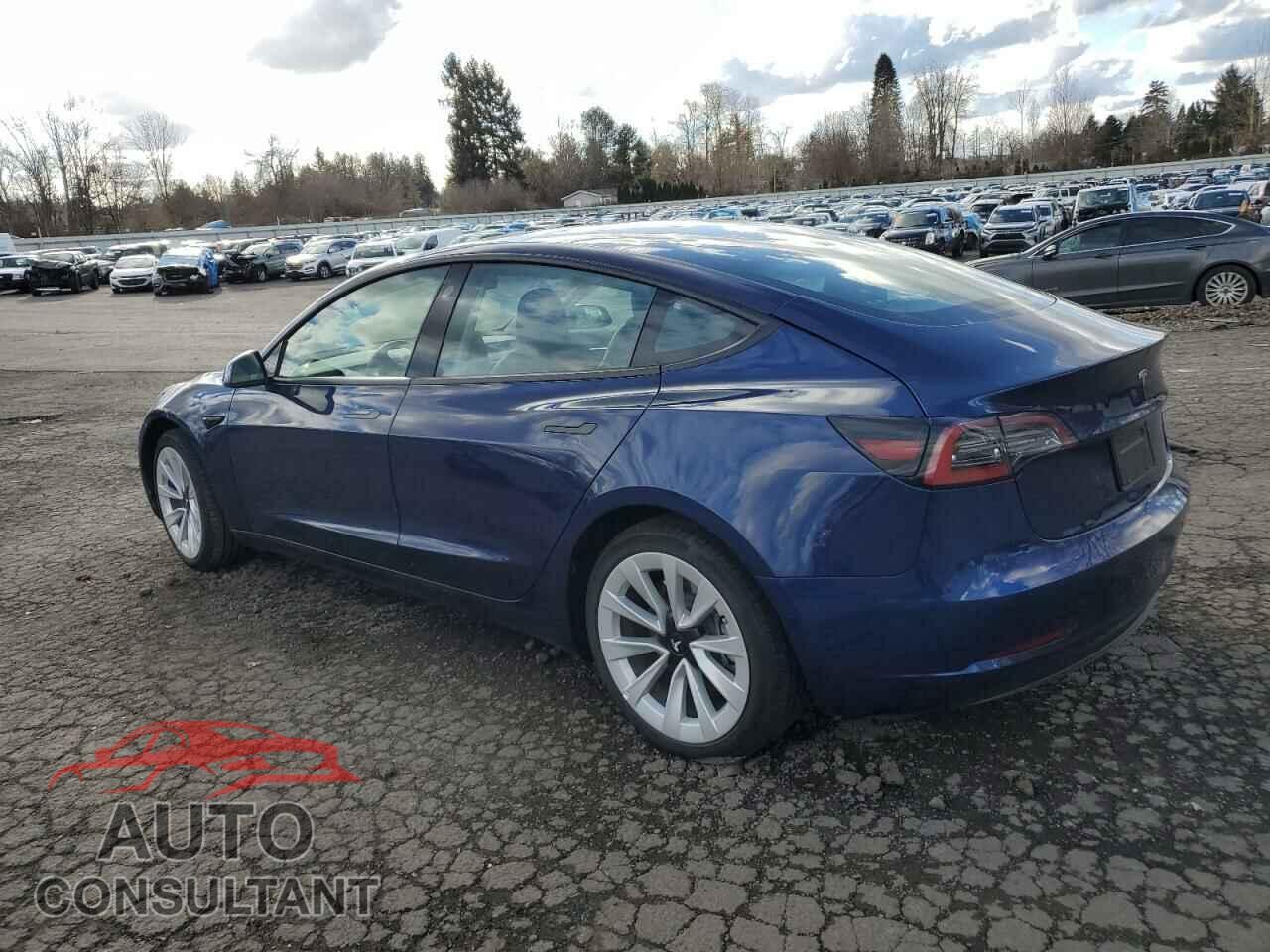 TESLA MODEL 3 2022 - 5YJ3E1EA4NF370141