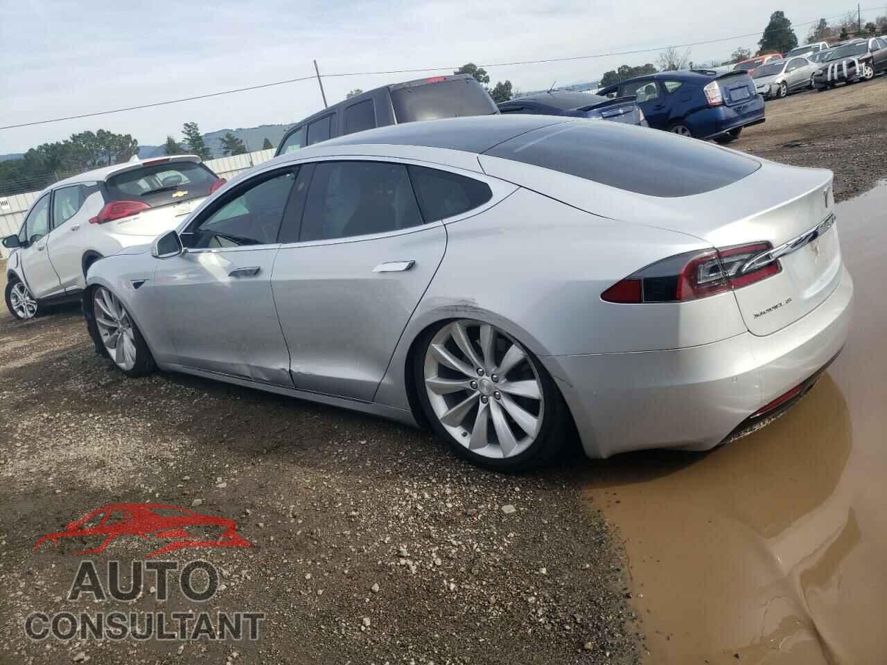 TESLA MODEL S 2017 - 5YJSA1E19HF192724
