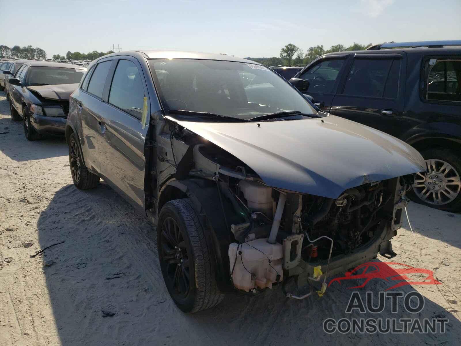 MITSUBISHI OUTLANDER 2018 - JA4AP3AU3JZ022455