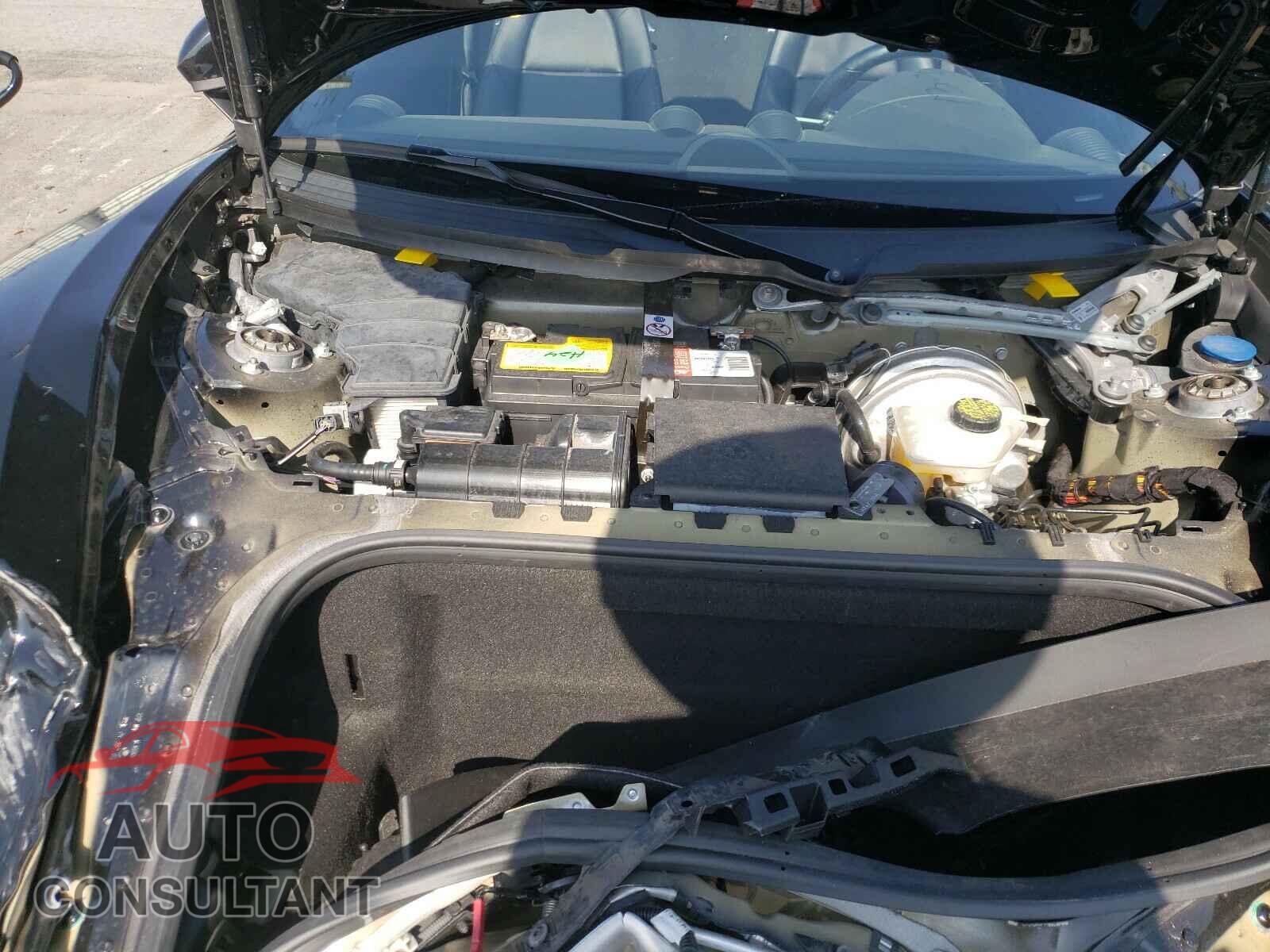 PORSCHE BOXSTER 2019 - WP0CA2A86KS210281