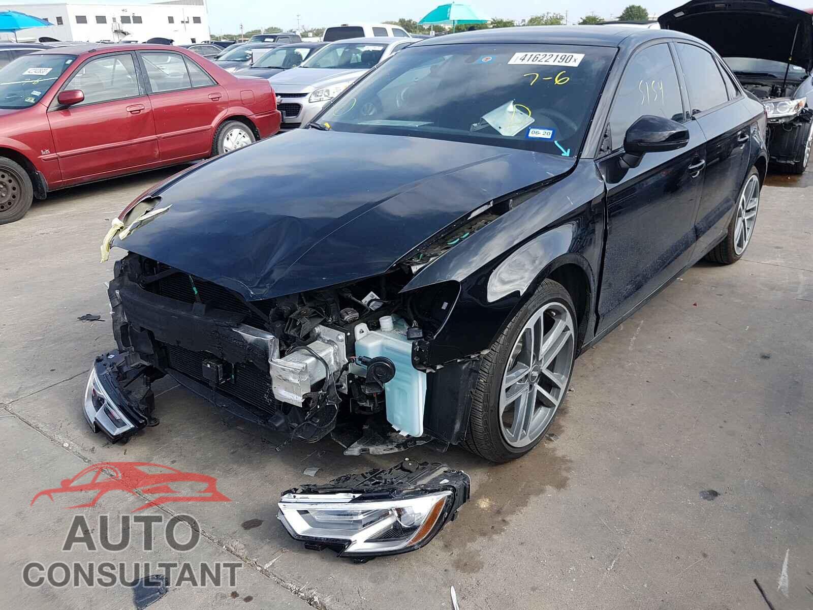 AUDI A3 2018 - WAUAUGFF1J1040674