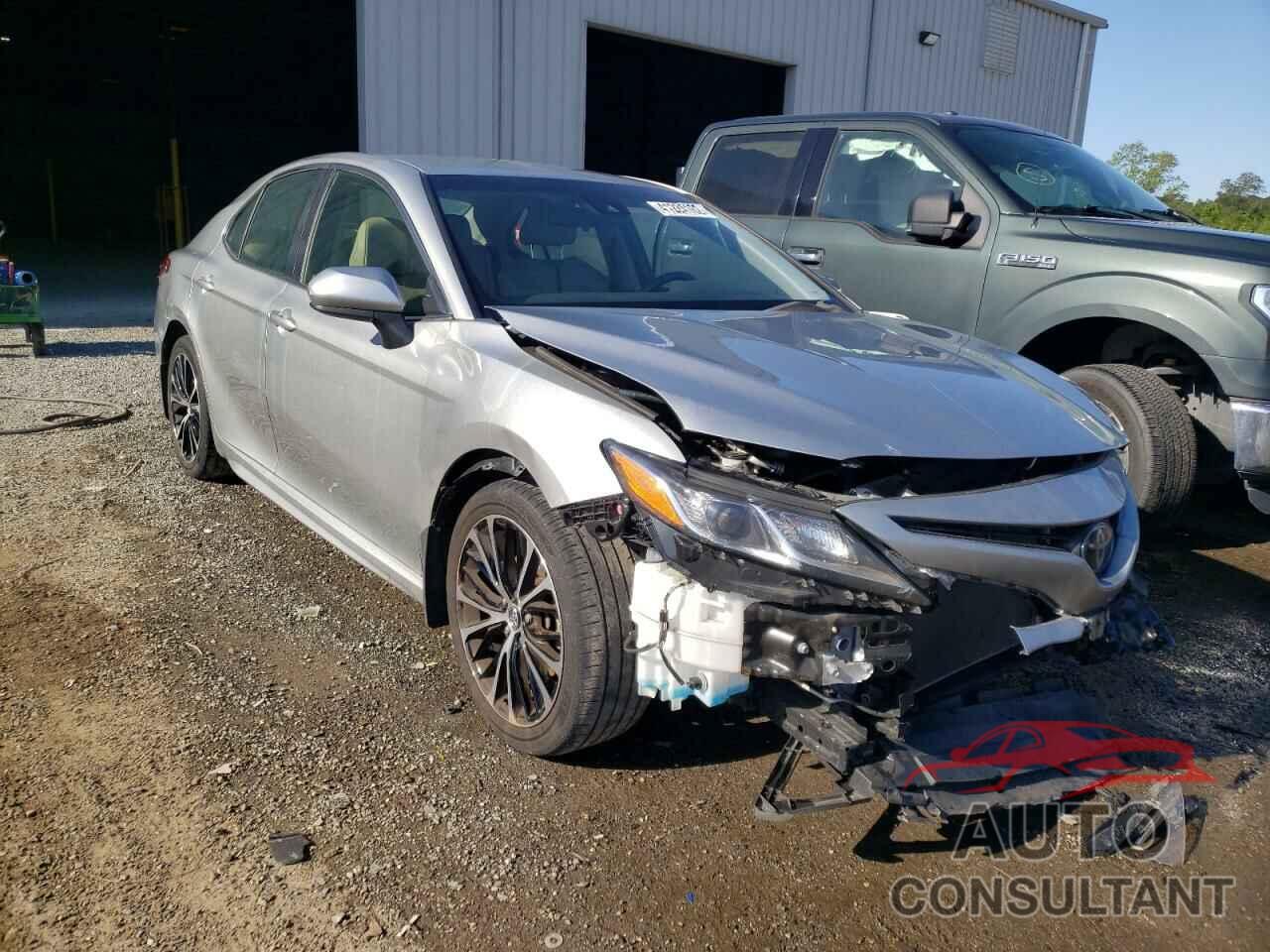 TOYOTA CAMRY 2018 - JTNB11HK1J3050922