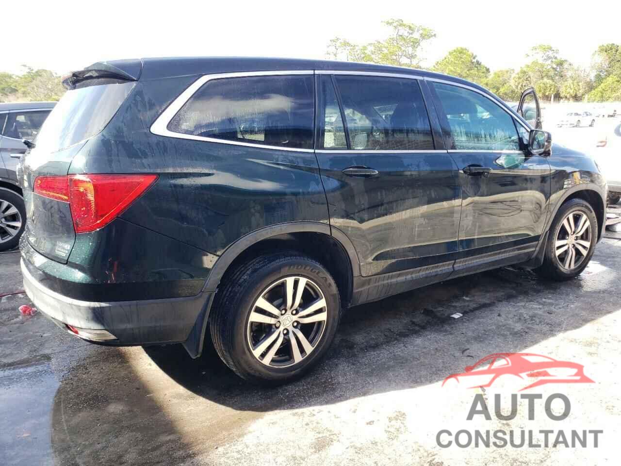 HONDA PILOT 2016 - 5FNYF5H33GB031493