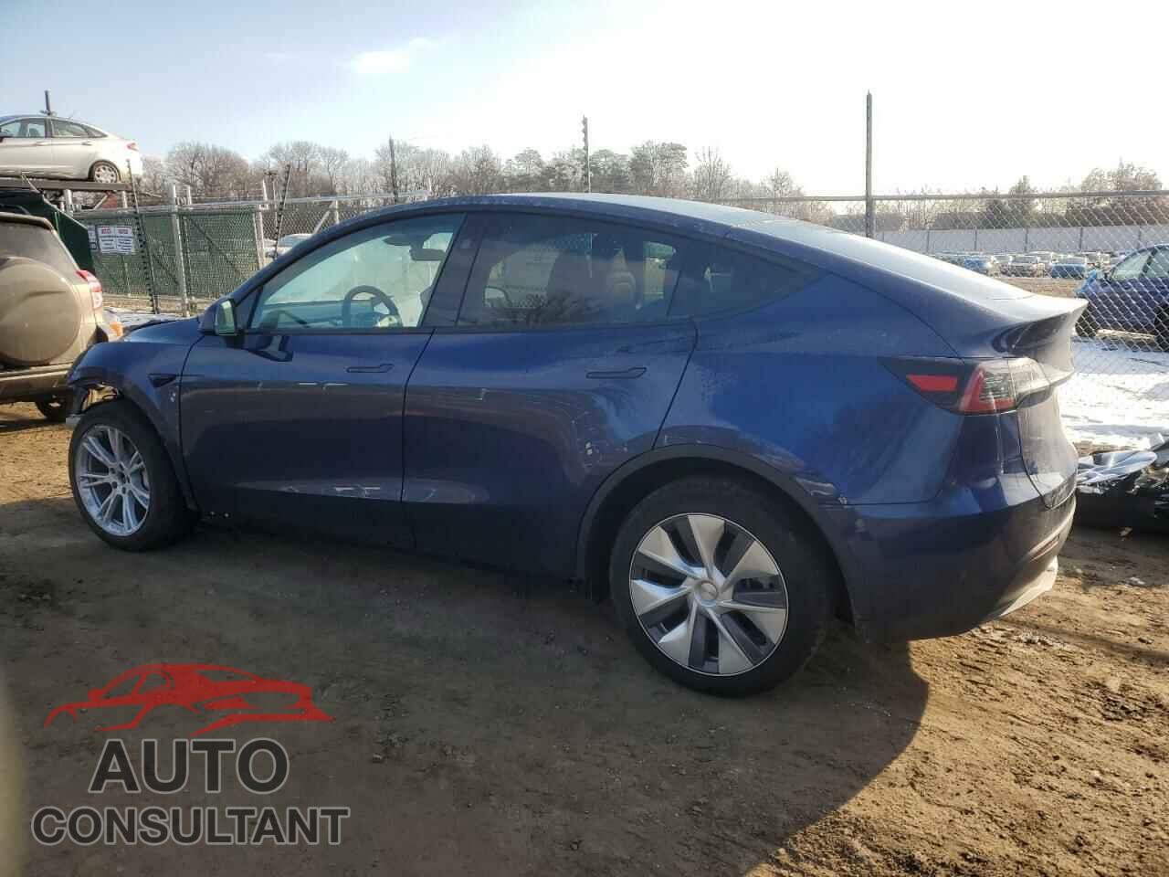 TESLA MODEL Y 2024 - 7SAYGAEE4RF077822