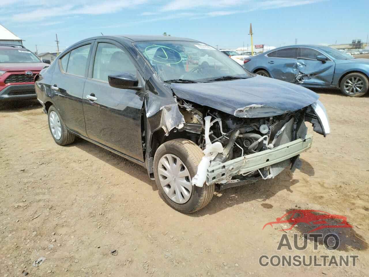 NISSAN VERSA 2018 - 3N1CN7AP2JL819408