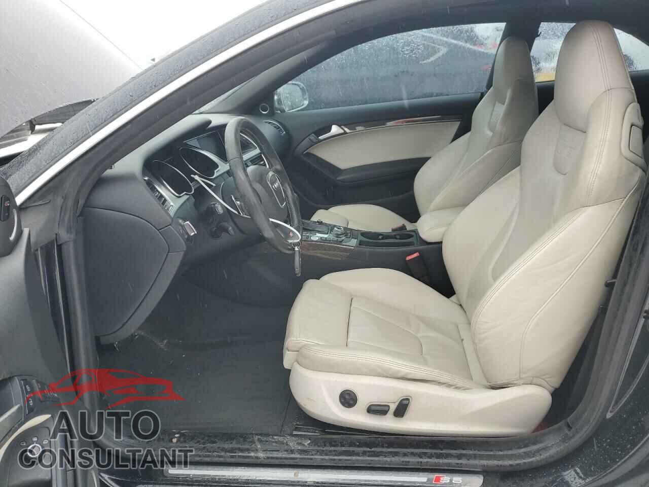 AUDI S5/RS5 2012 - WAULVBFR4CA005231