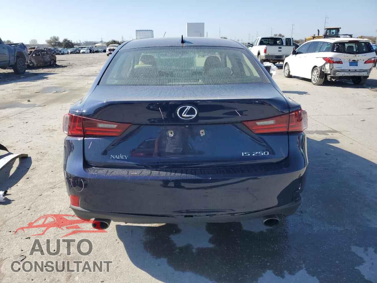 LEXUS IS 2015 - JTHBF1D24F5053142