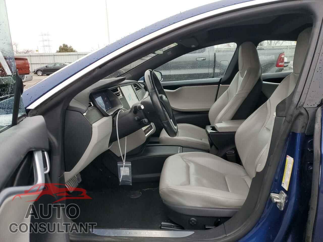 TESLA MODEL S 2016 - 5YJSA1E44GF152561