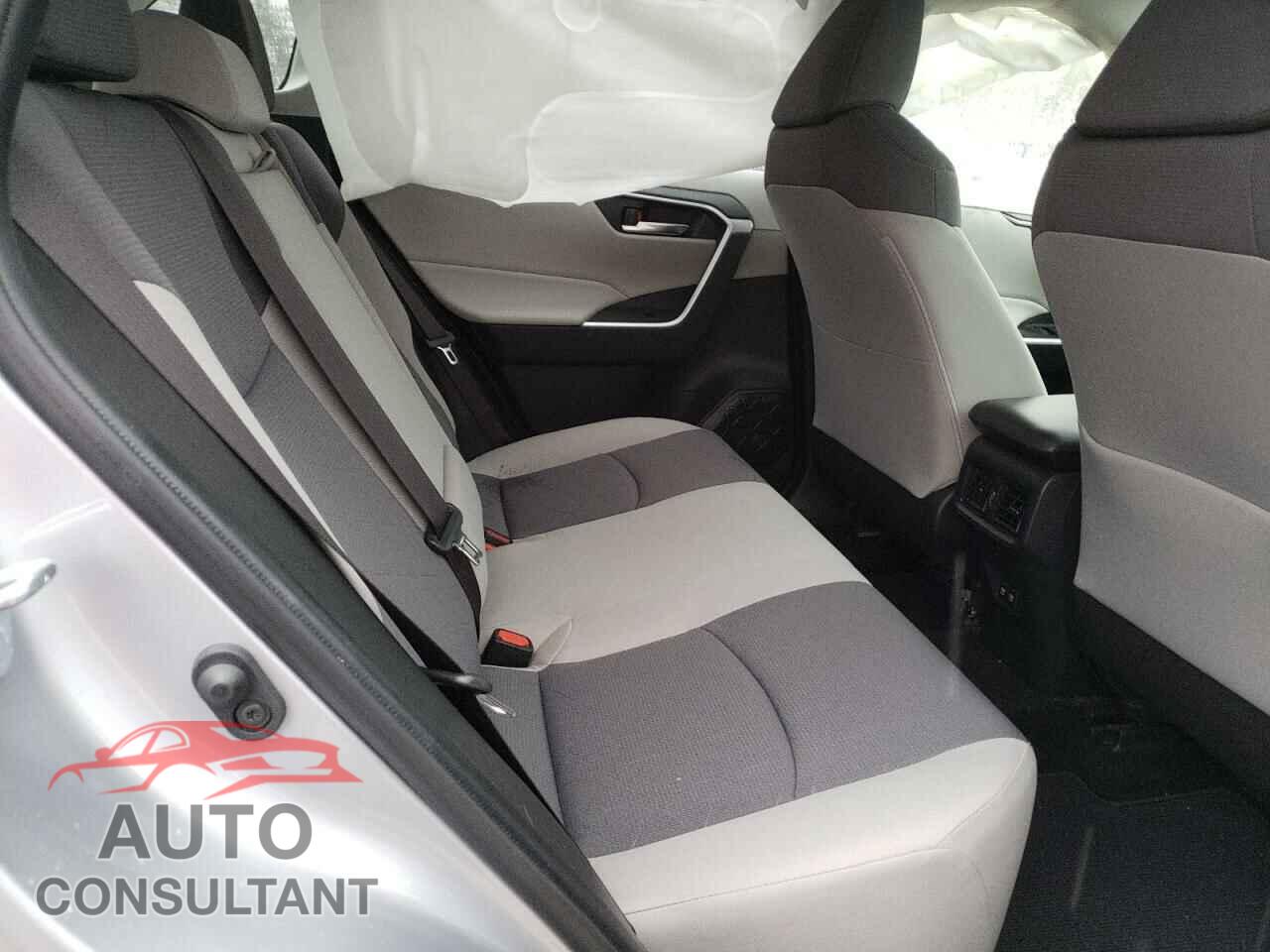 TOYOTA RAV4 2019 - JTMP1RFVXKD033599