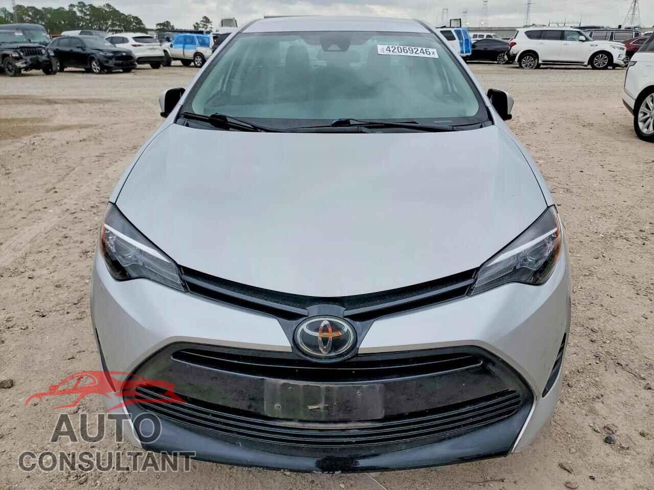 TOYOTA COROLLA 2017 - 5YFBURHE8HP651041