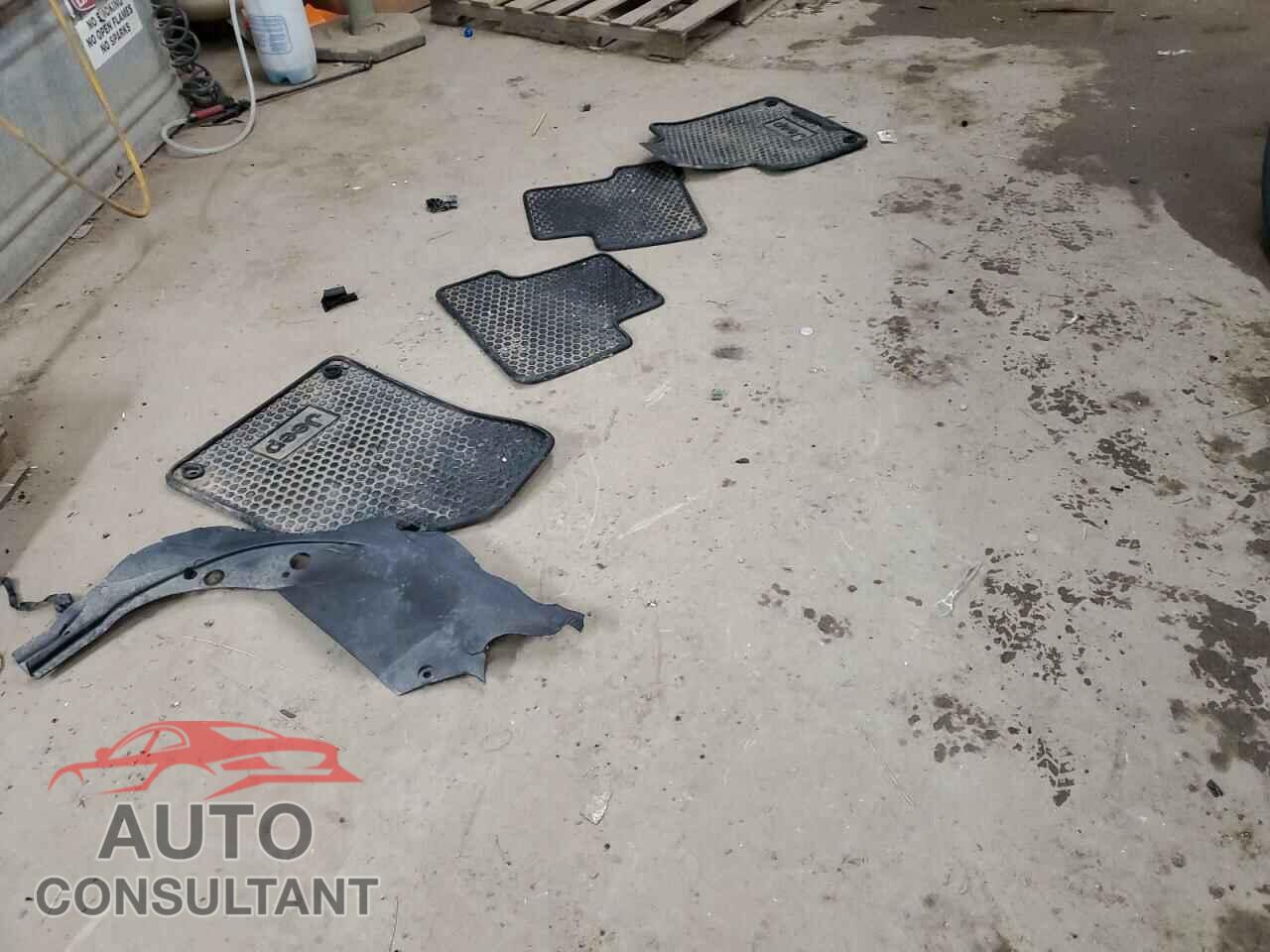 JEEP GRAND CHER 2019 - 1C4PJMLX2KD413674